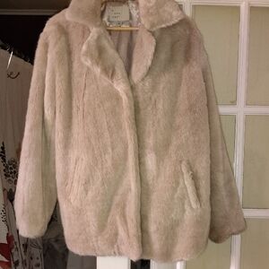 Women's Faux Fur Coat - Light Cream